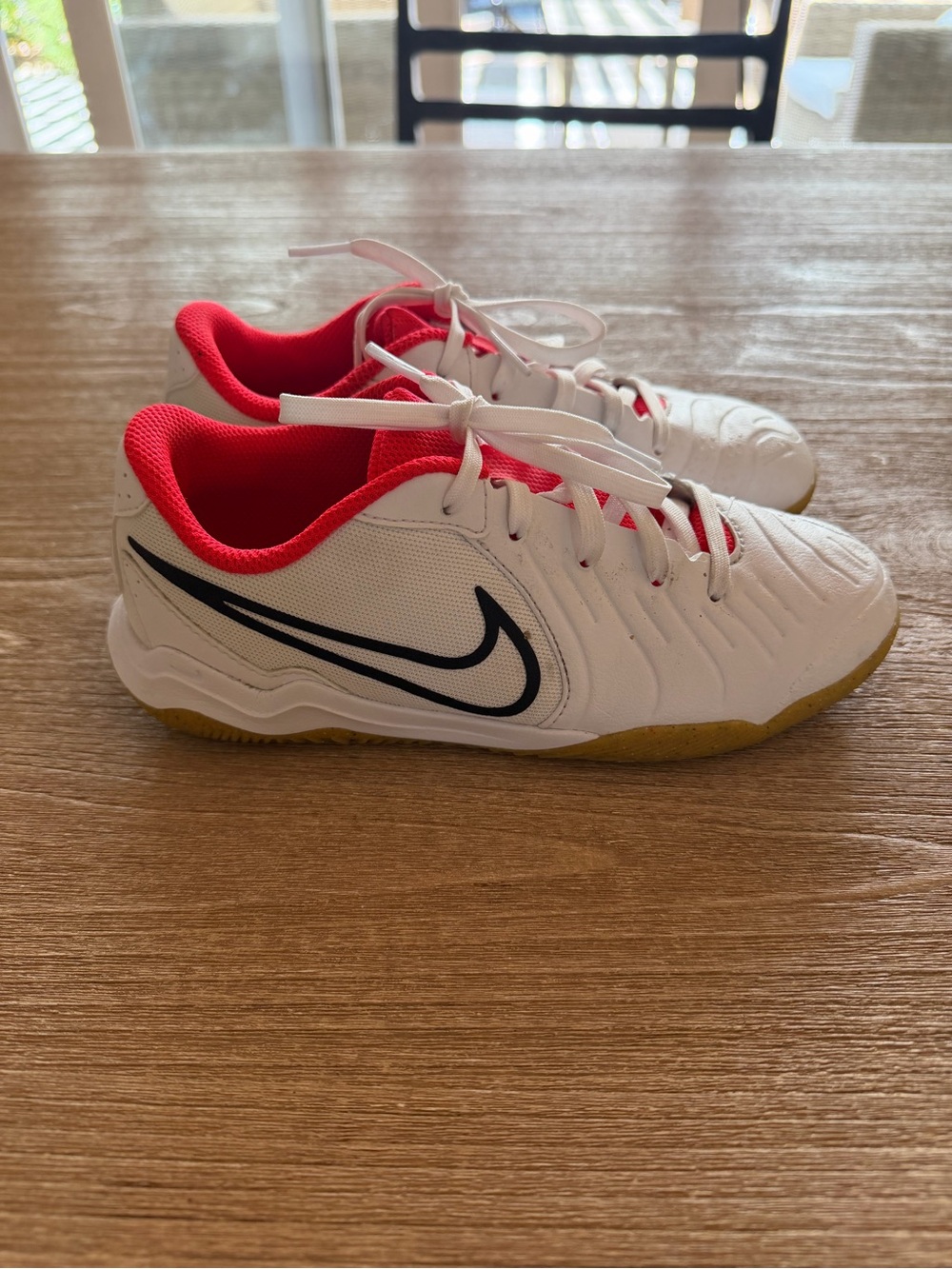 Nike Tiempo Legend 10 Academy IC Indoor Soccer Shoes White Red 2Y